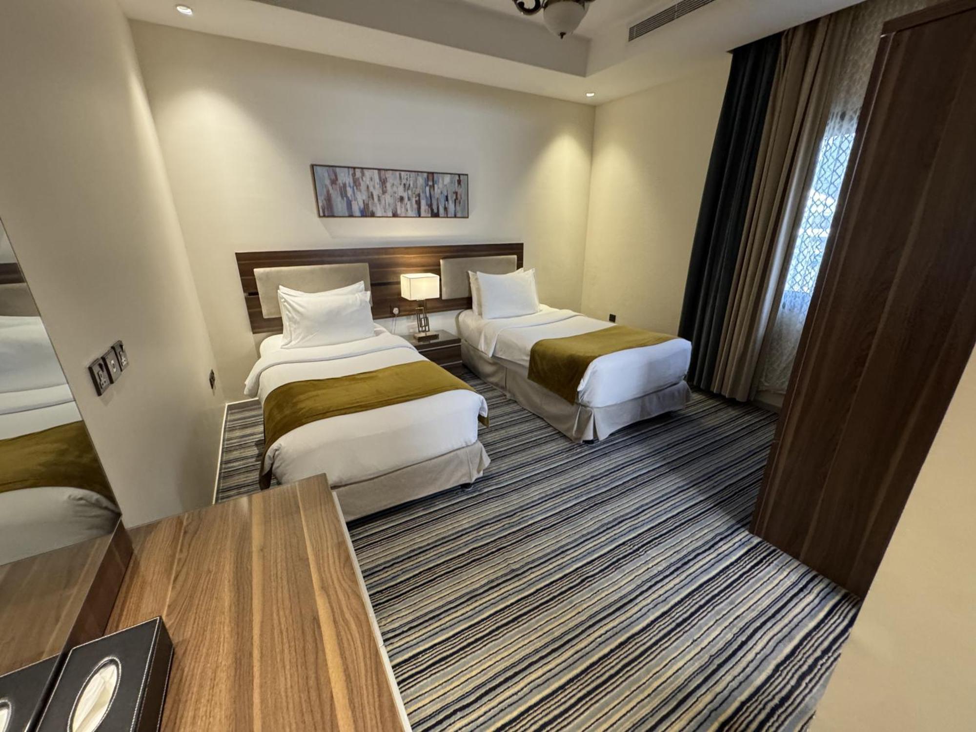 Friesian Hotel Suites Yidda Exterior foto