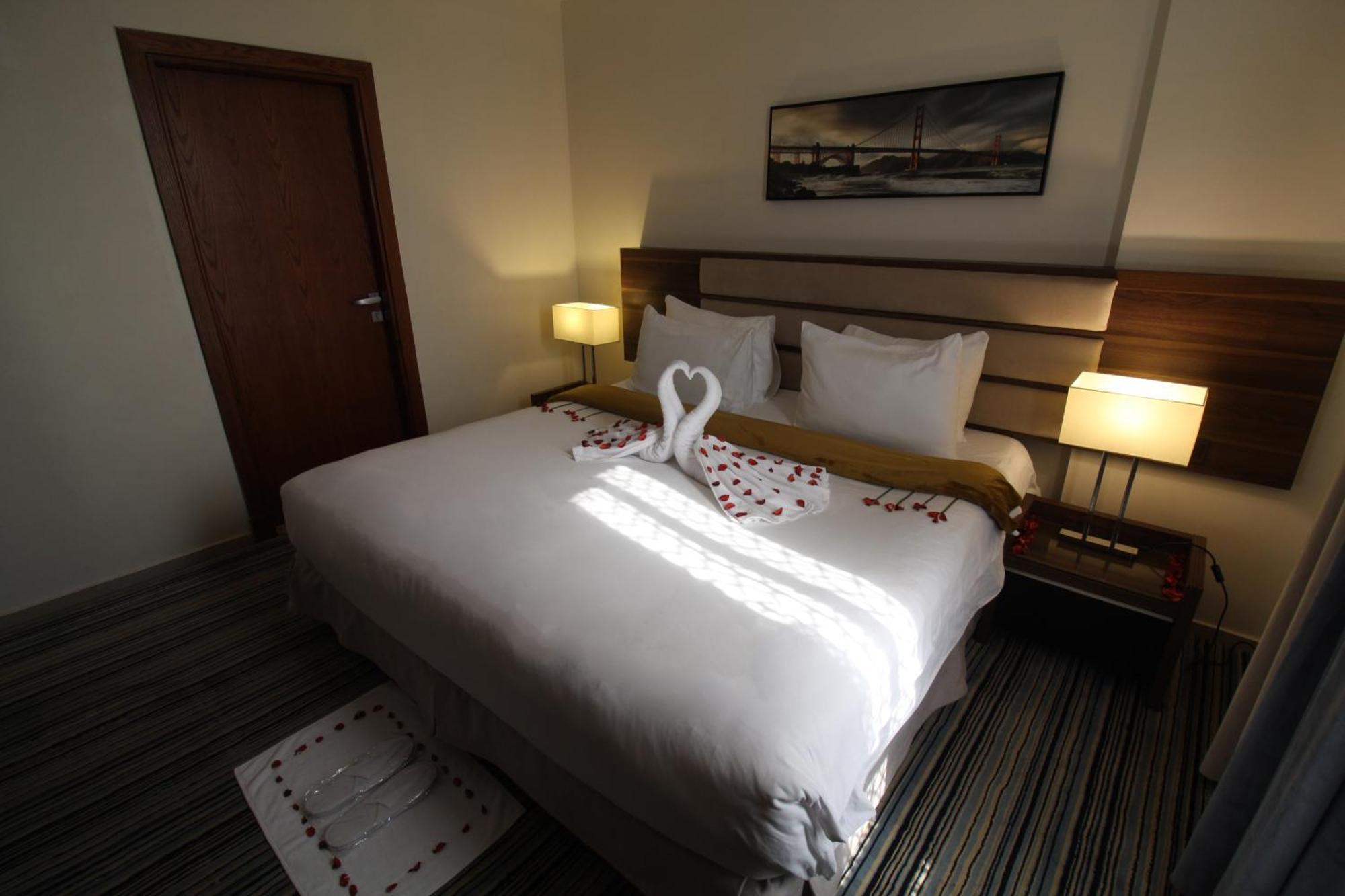 Friesian Hotel Suites Yidda Exterior foto